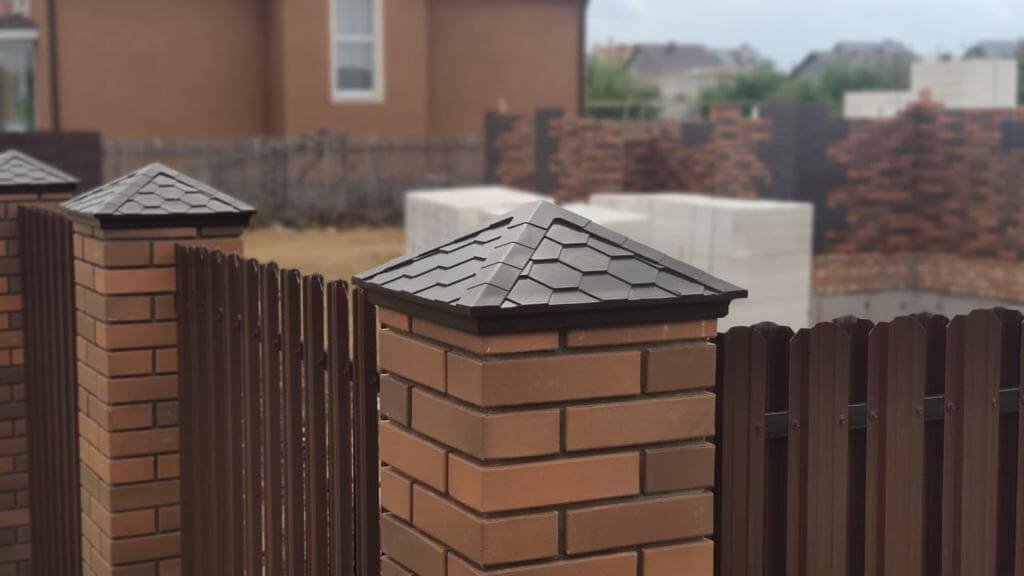 Колпак Zking Эверест Коричневый на столб 1.5х1.5 кирпича (390х390мм) в Тайшете фото