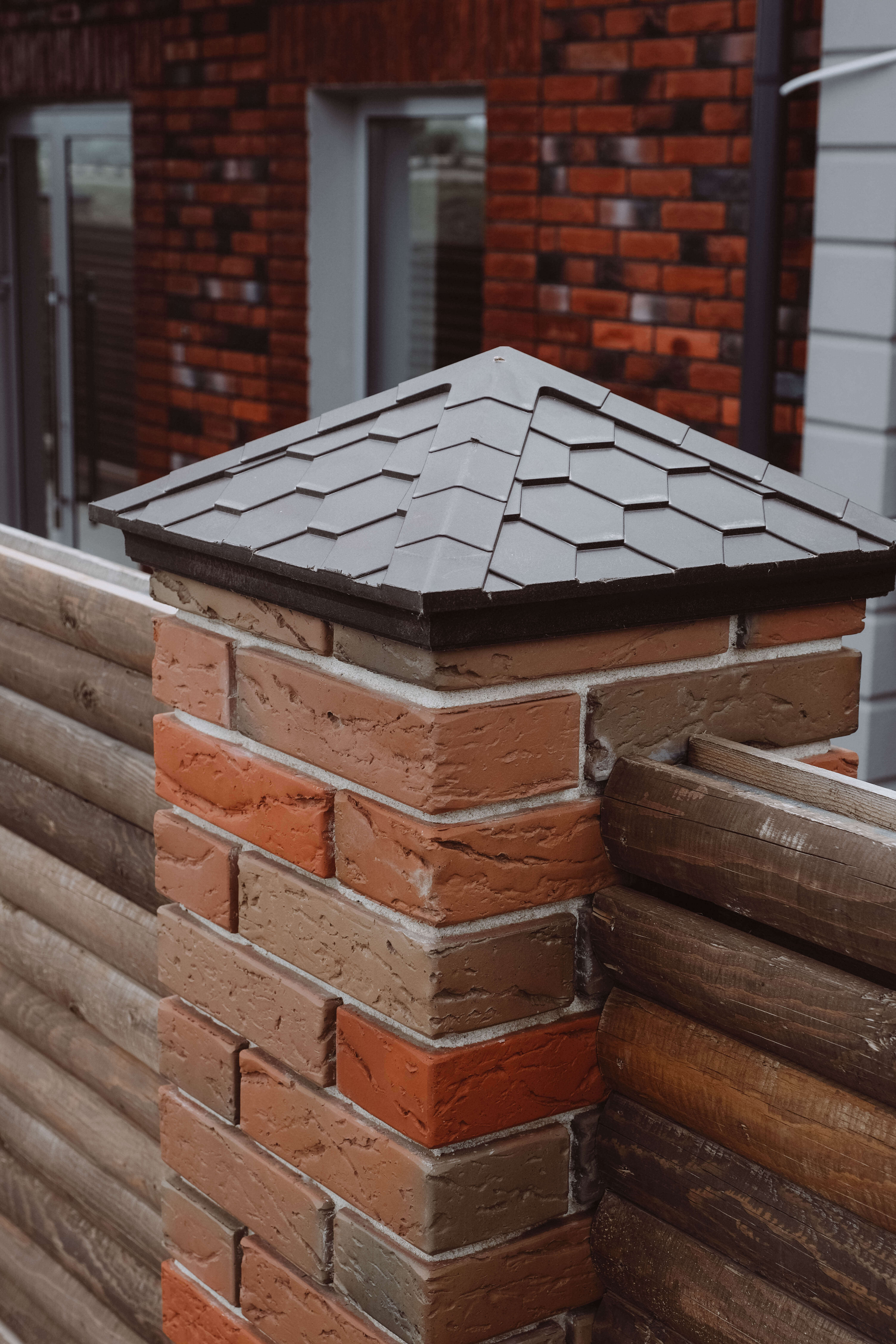 Колпак Zking Эверест Коричневый на столб 1.5х1.5 кирпича (390х390мм) в Тайшете фото